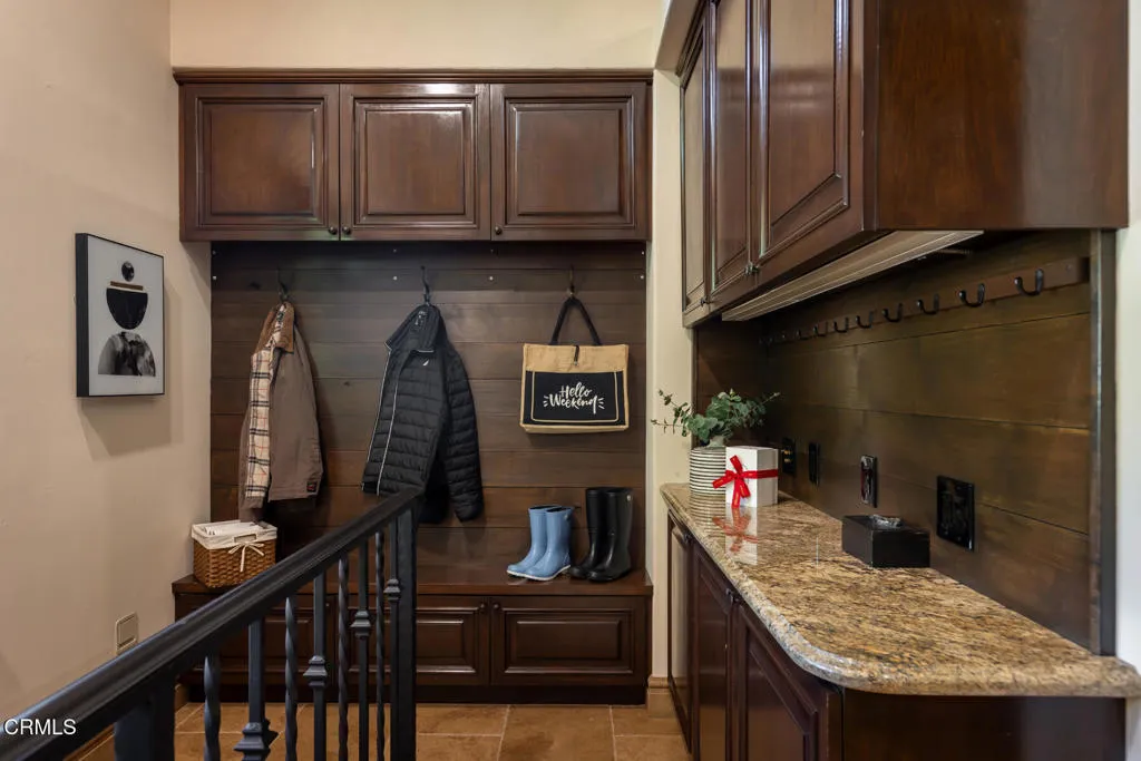 5065 Indianola Way, La Canada Flintridge, California 91011 home-pic-50